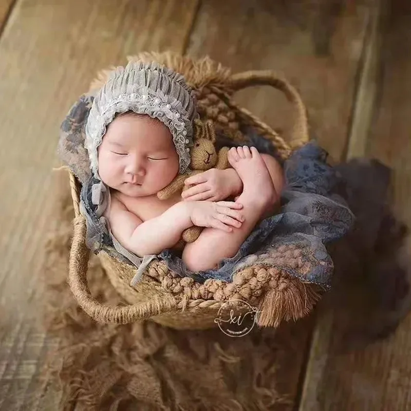 Newborn Photography Posing Prop Rattan Woven Basket with Handles Baby Changing Container Basin Frame Studio Shooting Essential
