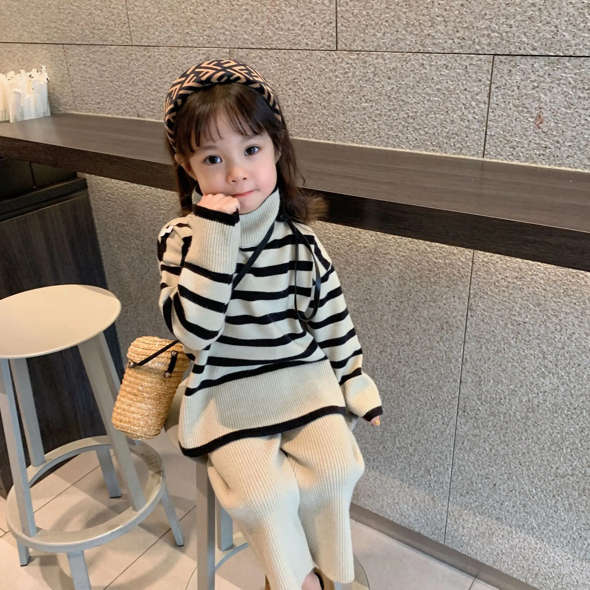 Children Sets Autumn New Korean Sweater Wide Leg Pants Girl Fashionable Stripe Knitting Two Pieces 2024 Striped Simple