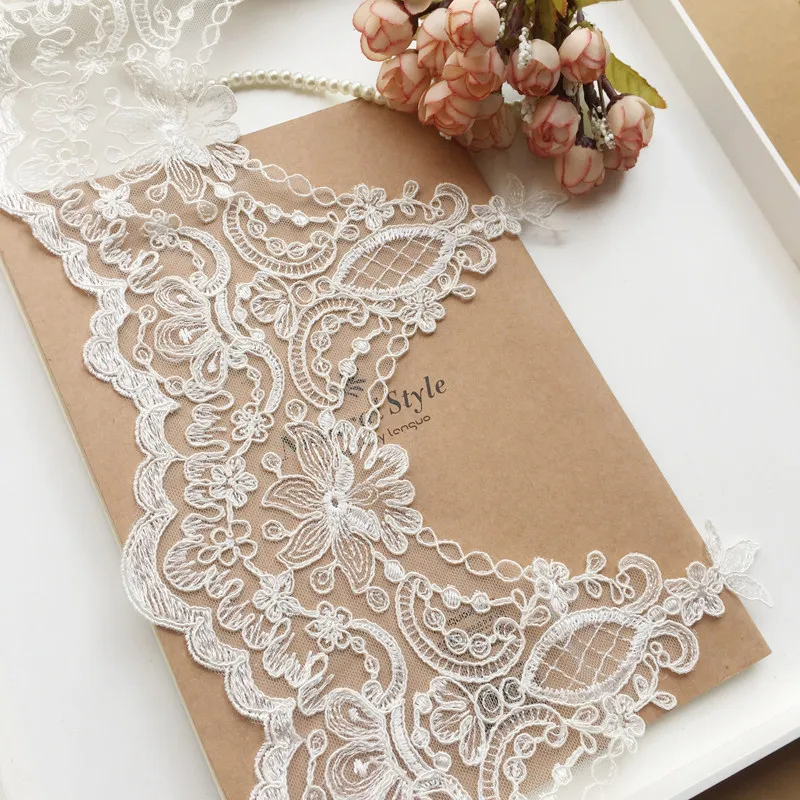 3 Yards Per Pack Car Bone Lace with New European Pattern Embroidered 26cm Wide DIY Wedding Veil Use Clothing Accessories Set