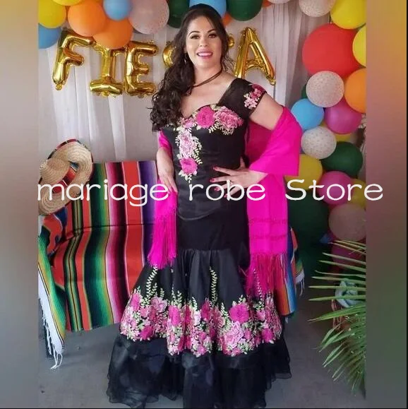 

Black Miss Mexican Charro Trumpet Evening Celebrity Dresses Off Shoulder Floral Applique Prom Reception Gown Outfit