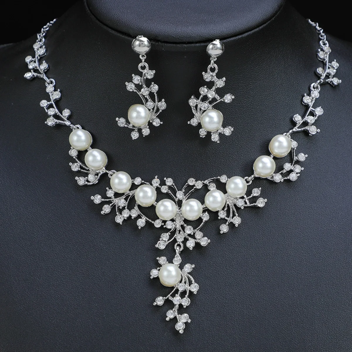 3PC Women\'s Fashion Wedding Season Imitation Pearl Flower Necklace Earrings Jewelry Set Wedding Date Party Holiday Gift-8942