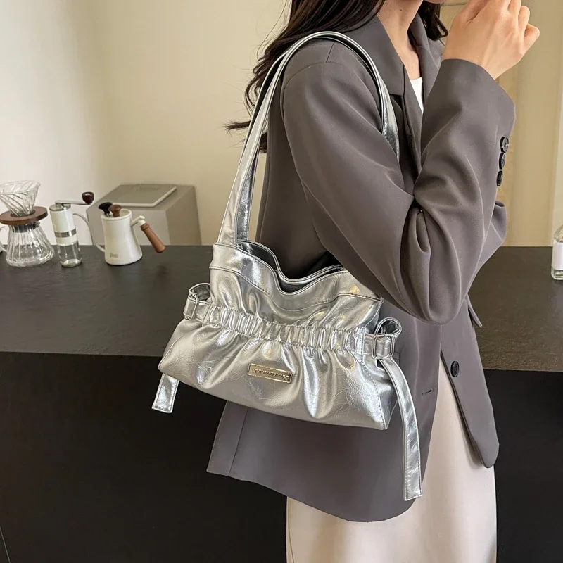 

Модные мягкие однотонные сумки на плечо из искусственной кожи, швейные нитки, новинка 2025 года, сумки высокого качества для женщин, женские сумки на молнии