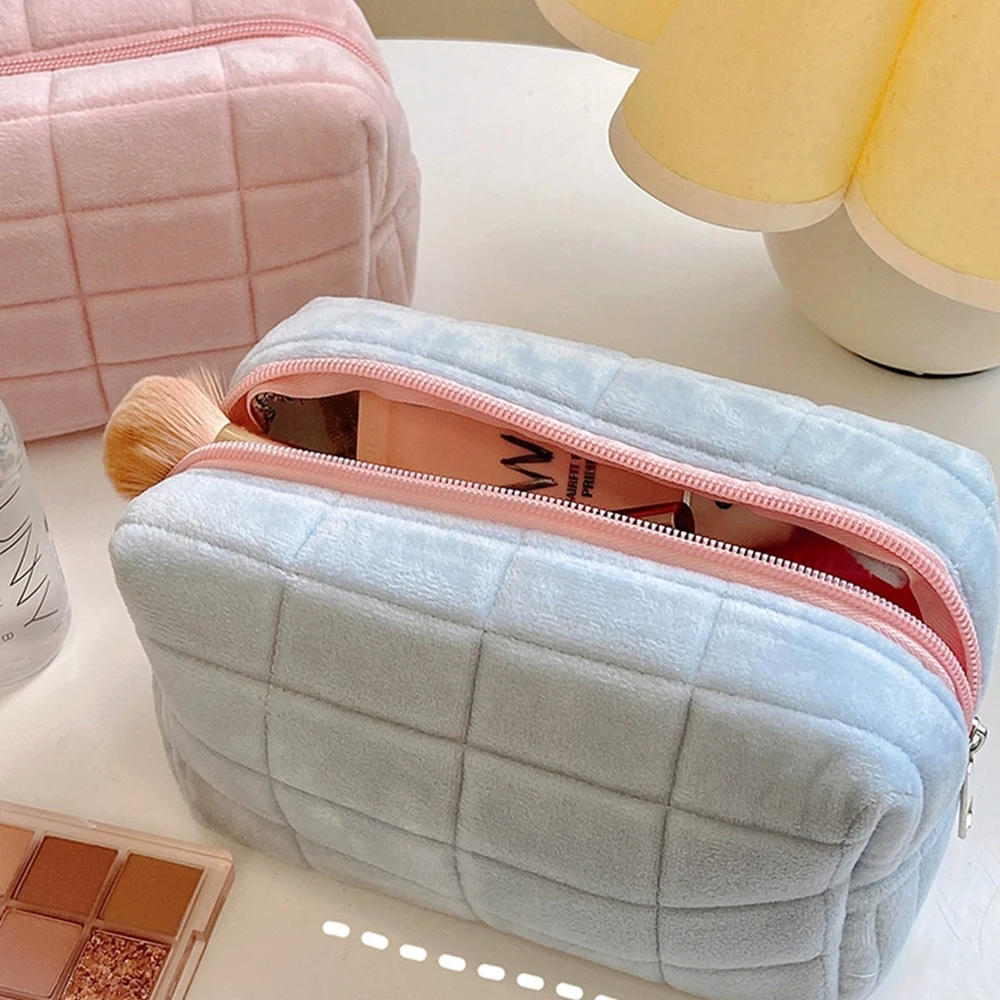 Large Capacity Pink White Blue Plush Makeup Bag Pencil Case Cute Student Storage Bag Soft Multifunctional Cosmetic Bag Organizer