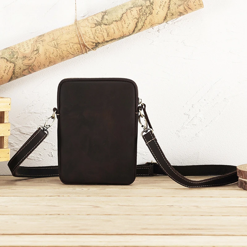Leather crossbody bag retro wild horse leather men's bag new single shoulder bag mobile phone bag casual commuting crossbody bag