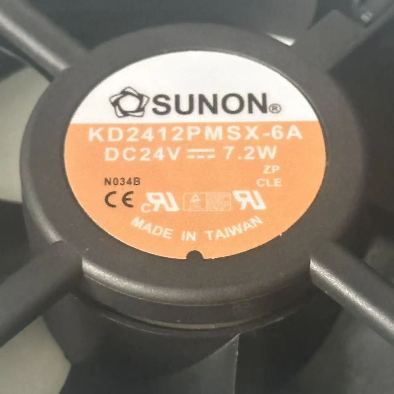 SUNON KD2412PMSX-6A DC 24V 7.2W 120x120x38mm 2-wire Server Cooling Fan