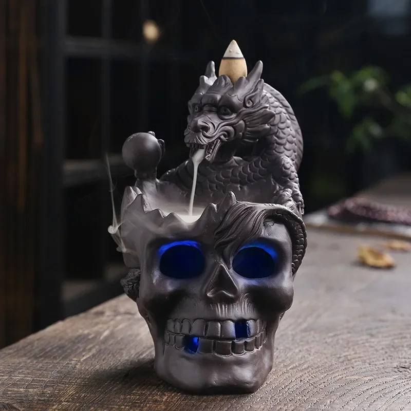 

Zizhan New Reflux Aromatreatment Skull Halloween European Home Gifts Display Back Flow Incense Burner Decoration Home Feng Shui