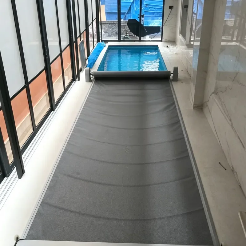 Effort Saving Manual Pool Safety Cover Automatic Roller Swimming Pool Safety Net Cover for In-Ground Outdoor Pools