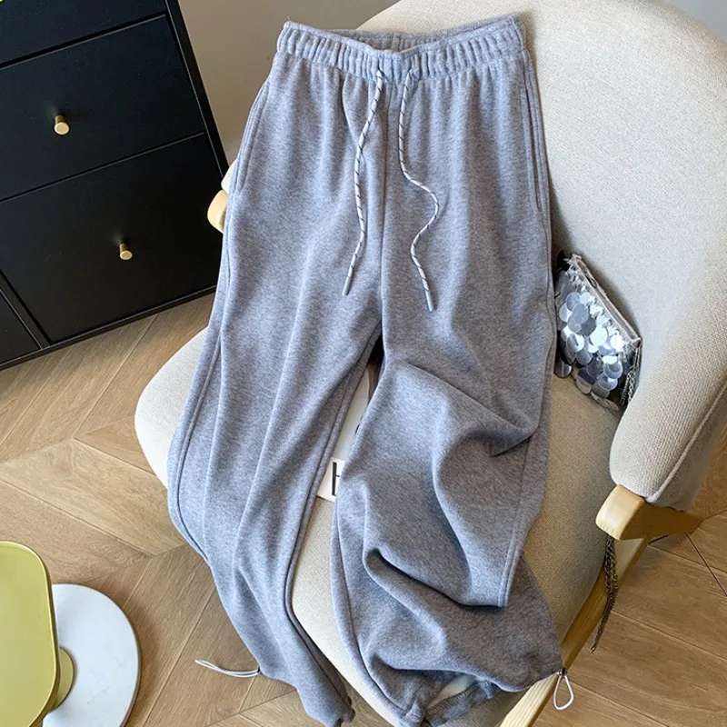 Winter Korean High Waisted Apricot Colored Glutinous Rice And Velvet Straight Leg Pants Look Slimming And Slimming, With Drawstr