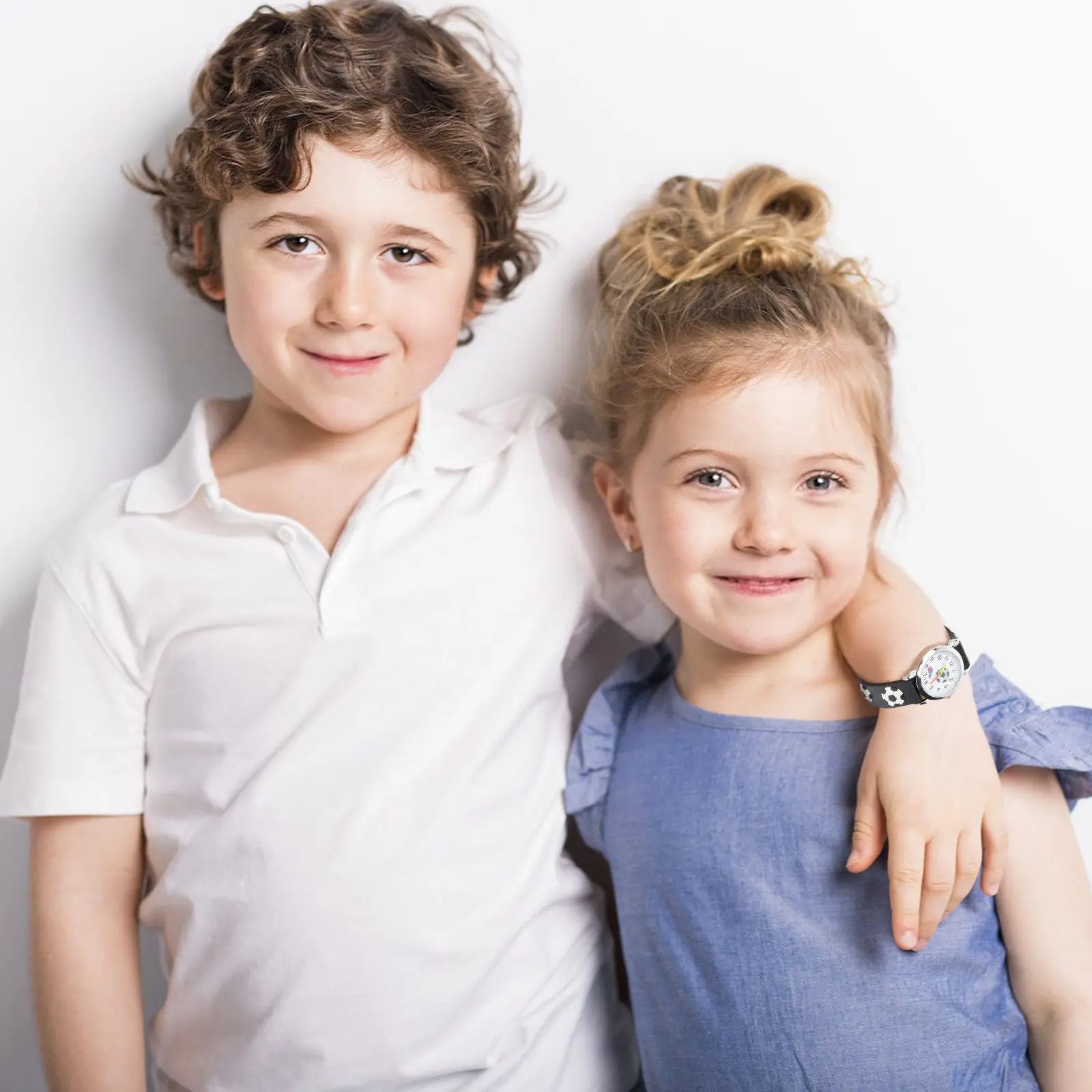 

Черные часы для футбола с мультяшным дизайном, силиконовый ремешок, кварцевый механизм, водонепроницаемые, спортивный подарок для детей, детские наручные часы