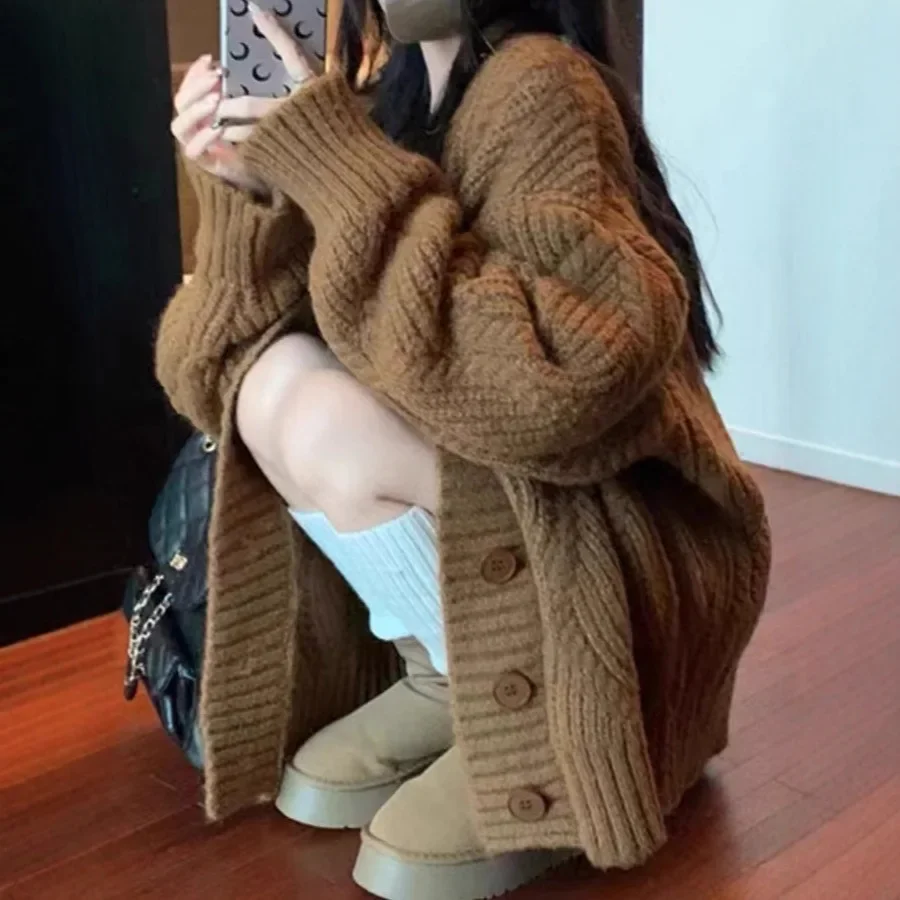 2026 Autumn and Winter Women's Loose Lazy Wind Twist Retro Knitted Cardigan Sweater Jacket