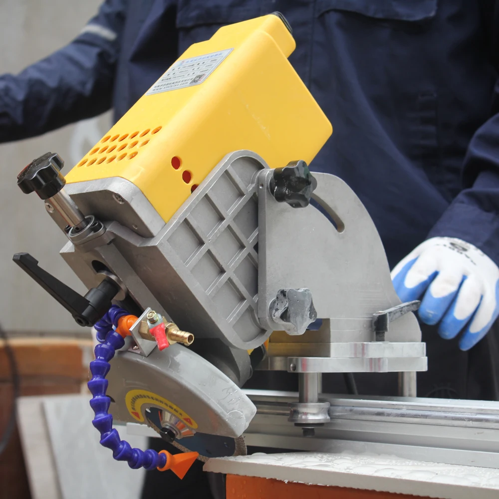 المهنية التلقائي تتحرك 45 درجة ميتري آلة القطع الرطب السكك الحديدية المنشار لآلات الحجر والرخام بلاط الجرانيت