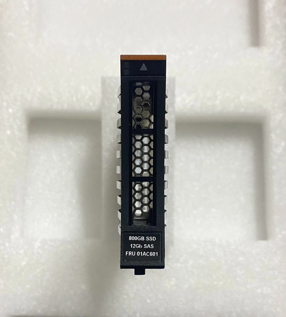 

Для 01EJ042 01AC601 01EJ044 800G SAS SSD V5030 V5000 G2 Твердотельный накопитель