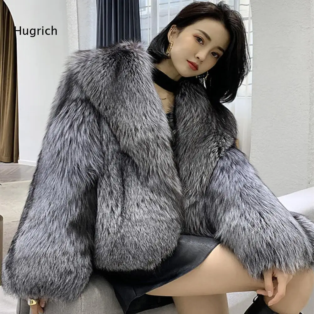 Elegant Grey Faux Fur Coat Women Relaxed Fit Cozy Fabric For Cold Weather Or Stylish Daily Outfit With Luxurious Feel