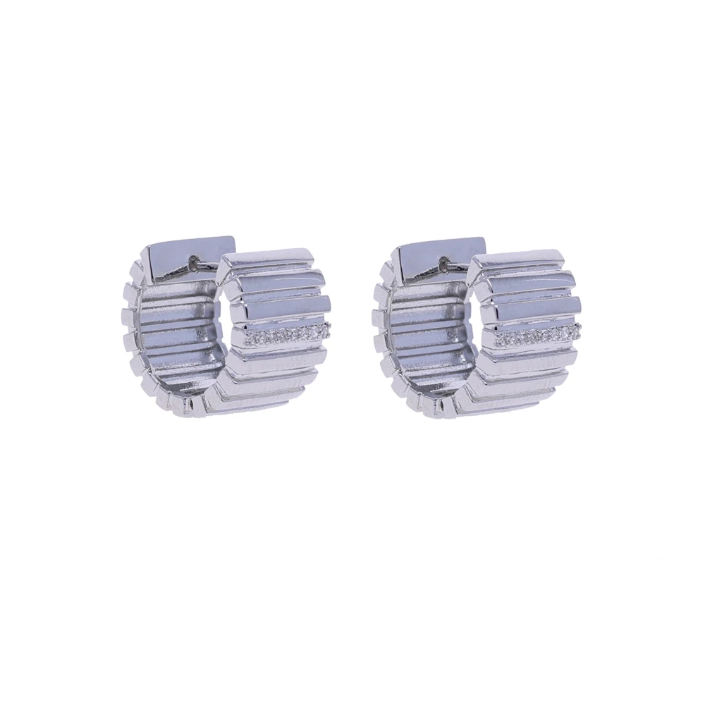 Classic High Polishing Paved Bling CZ Hoop Huggie Earrings for Women Gold Color 2026 Trend New Luxury Piercing Ear Jewelry