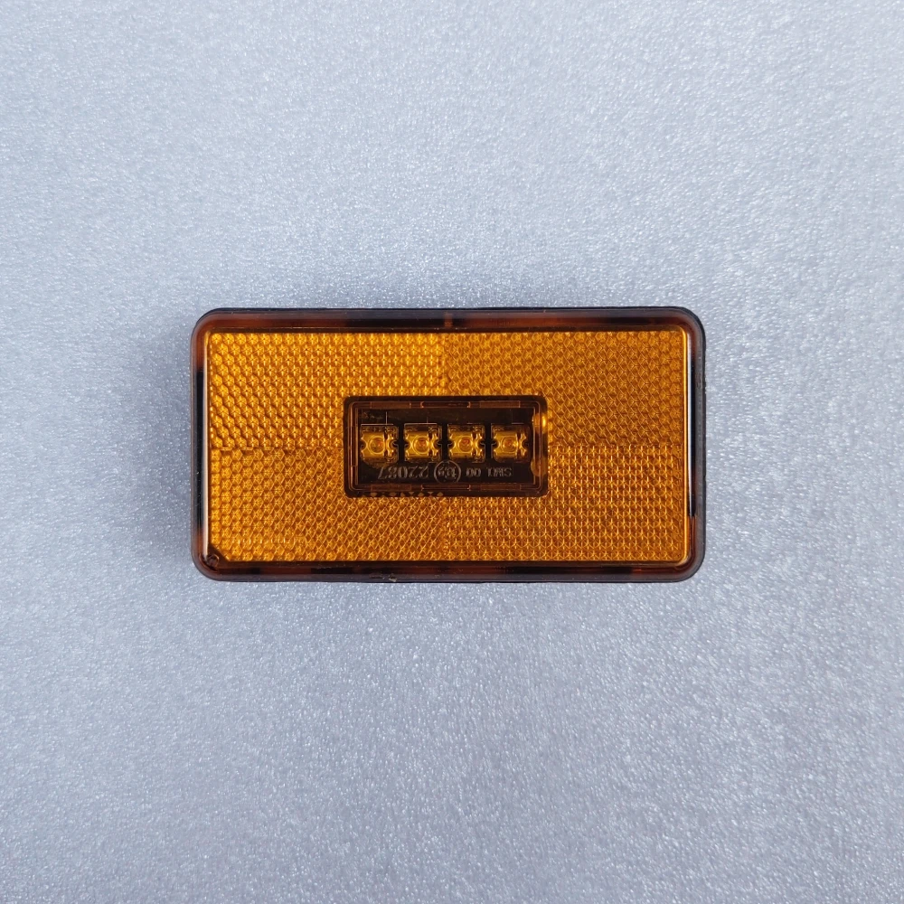 2Pcs 24V 4 LEDs Side Marker LED Lights For Scania New P G R S Series Truck Clearance Light With 2Pin Connector Spare Parts