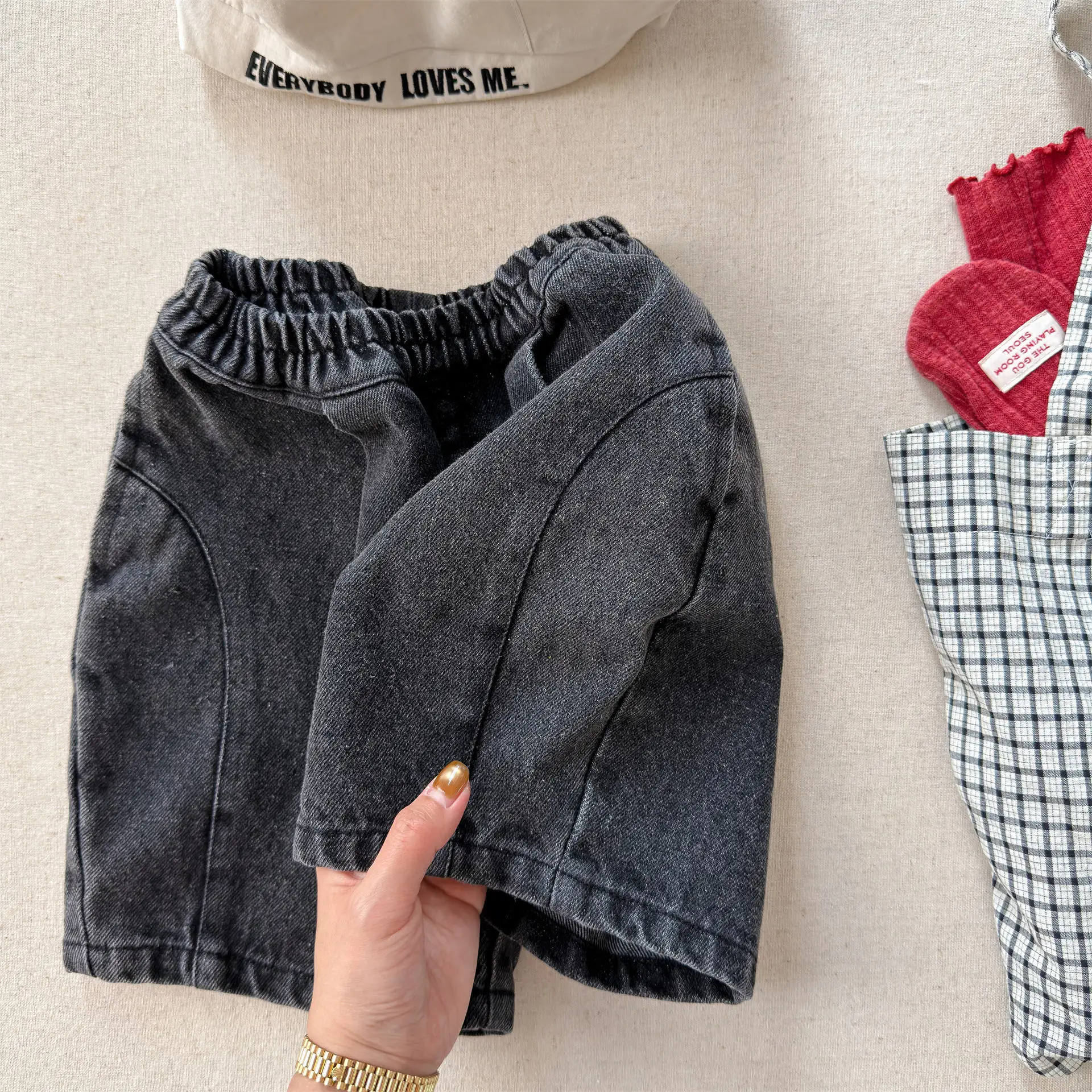 Girls Pants 2026 Spring and Summer New Childrens Clothes Korean Girl Baby Design Feeling Letter Wide Leg Jeans Five Minute Pants