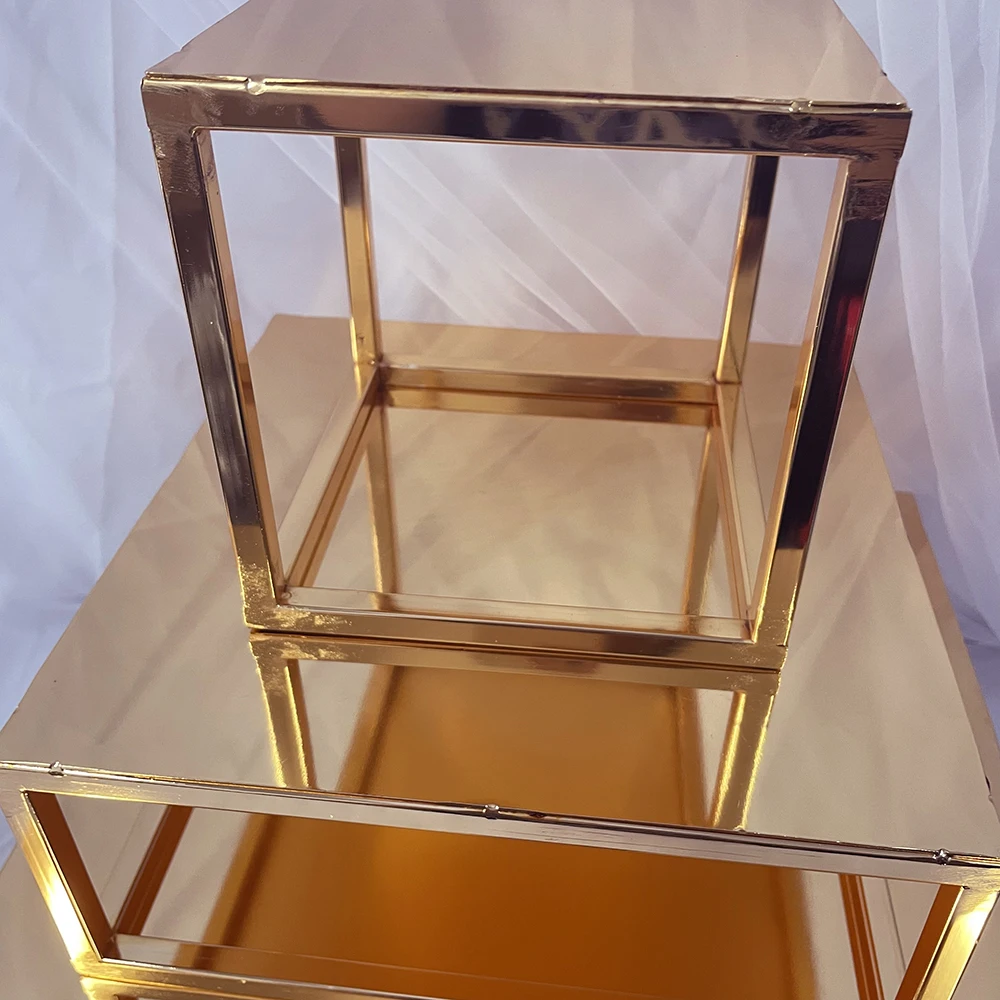 Goldene Hochzeitstorte steht Zylinder Valentinstag Geburtstag Kuchen Dekoration – Detail 6