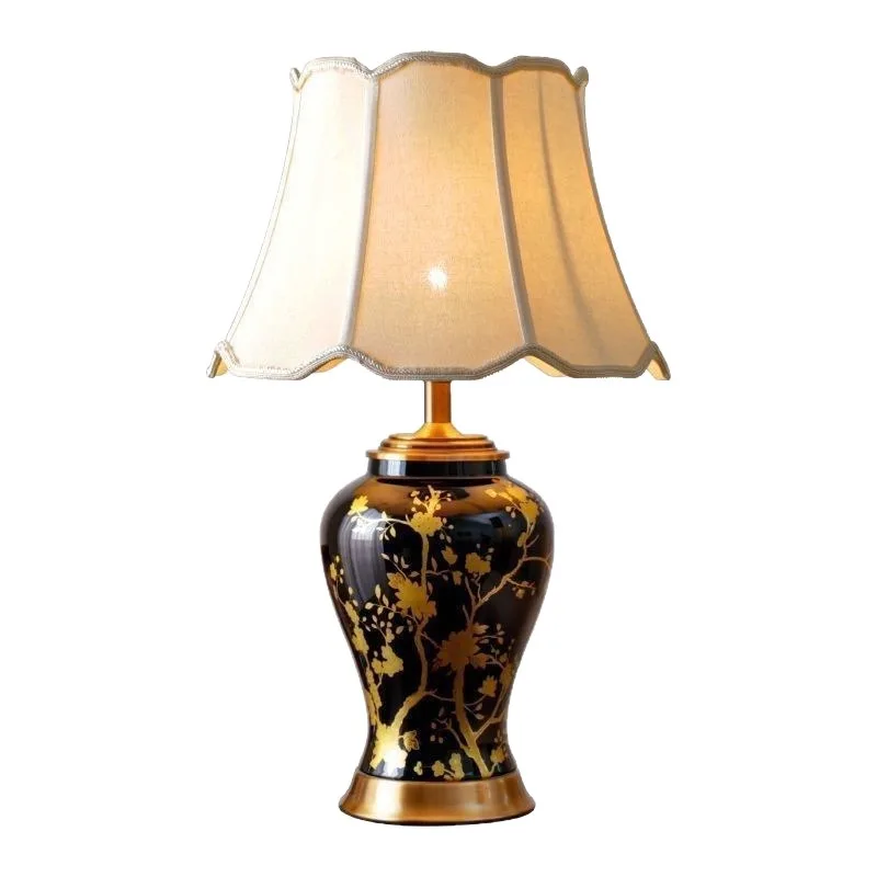 Hand-painted printed ceramic table lamp, new Chinese-style living room decoration bedroom bedside reading light luxury