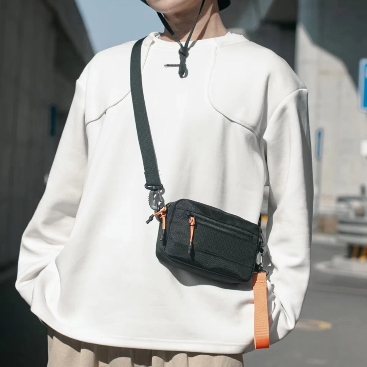 2026 New Niche Crossbody Bag for Everyday Travel, Mini Phone Bag, Versatile Outdoor Leisure Tissue Bag, Coin Purse for Lipstick,