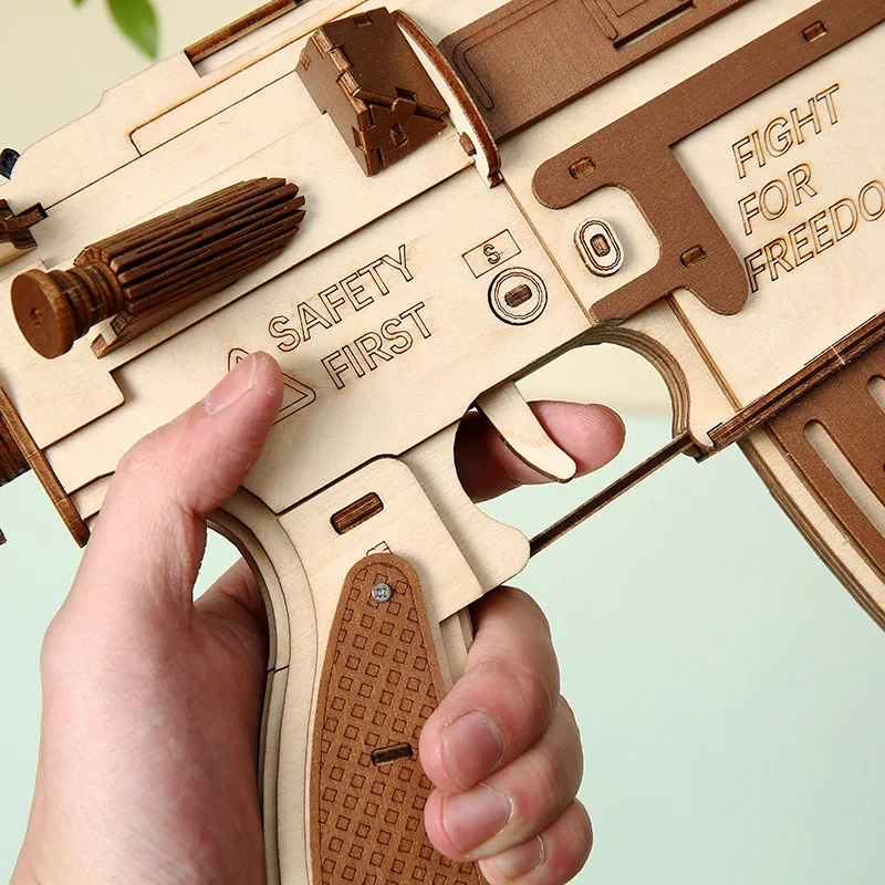 Pistola in legno fai-da-te M416D Puzzle 3D Kit modello in miniatura Puzzle può giocare per amici Ragazzi Regali di compleanno Decorazioni per la casa