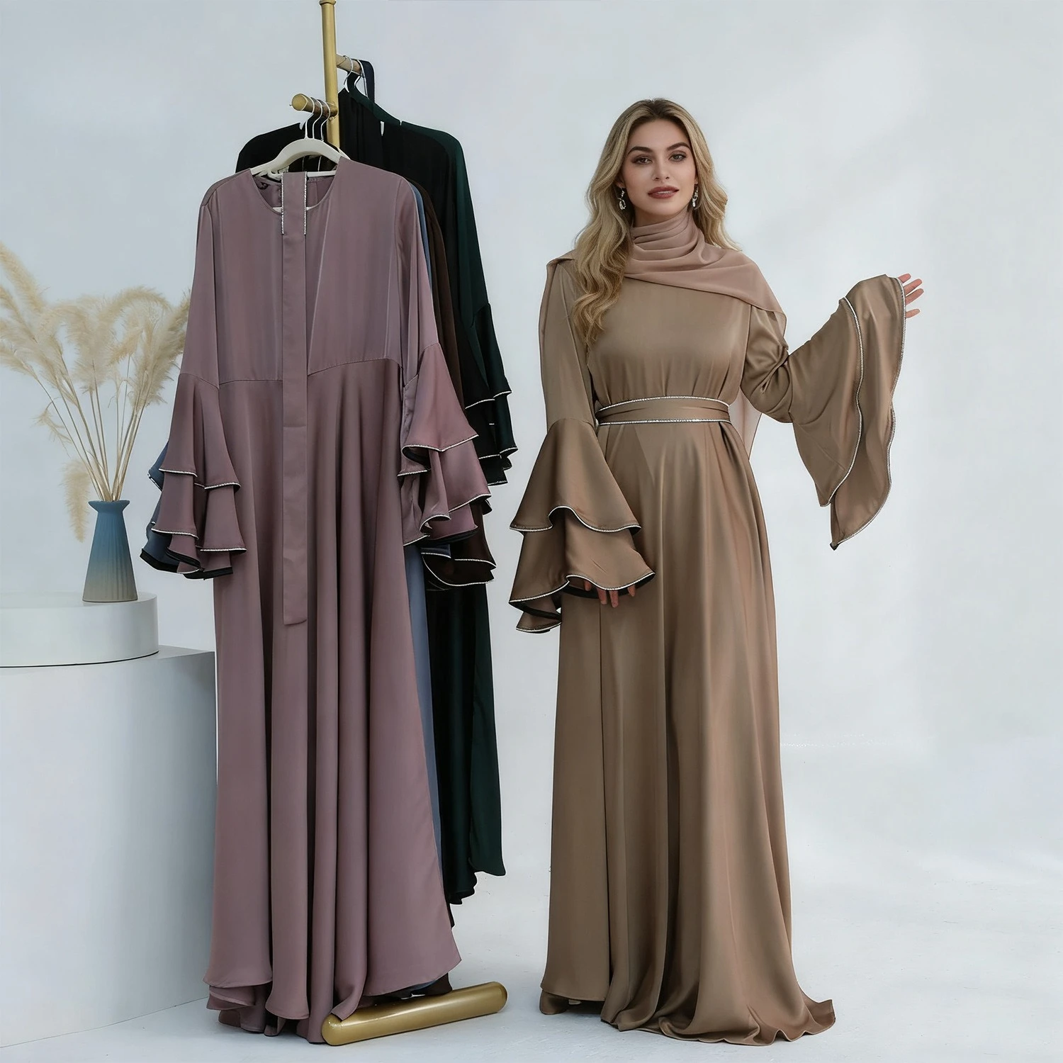 

Luxury Dubai Abaya Beaded 2 Layers Flared Sleeves Muslim Evening Dresses for Women Jalabiya Moroccan Kaftan Robe Islamic Clothes