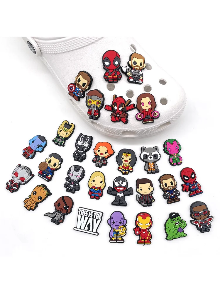 1/30 szt. Urocze ozdoby do butów z PVC z motywami superbohaterów: Kapitan Ameryka, Deadpool, Thor, Groot, Venom, wysokiej jakości akcesoria DIY do butów, do sandałów i klapków — 2