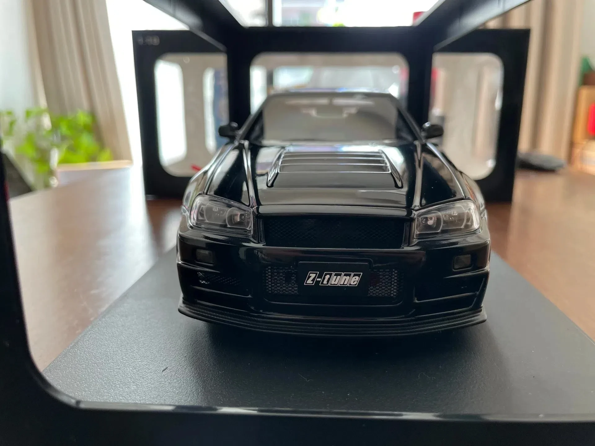 Autoart 1:18 R34 Z-Tune Skyline JDM Simulation Limited Edition All Open Alloy Metal Static Car Model Toy Gift