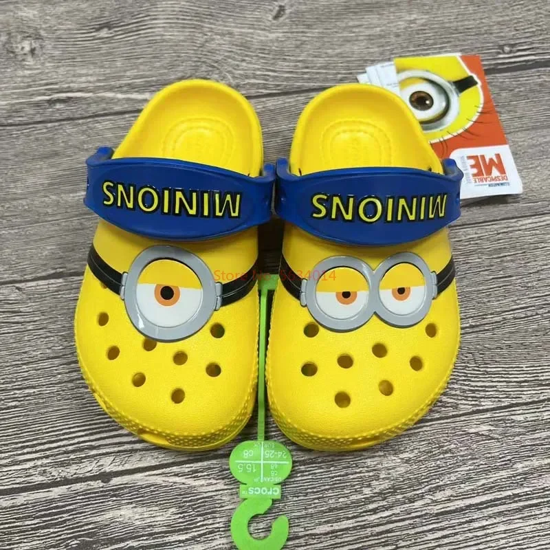 Children's Croc Shoes Minions Boys And Girls Beach Shoes Slippers Sandals Non-slip Breathable Wear-resistant Toe-toe Slippers