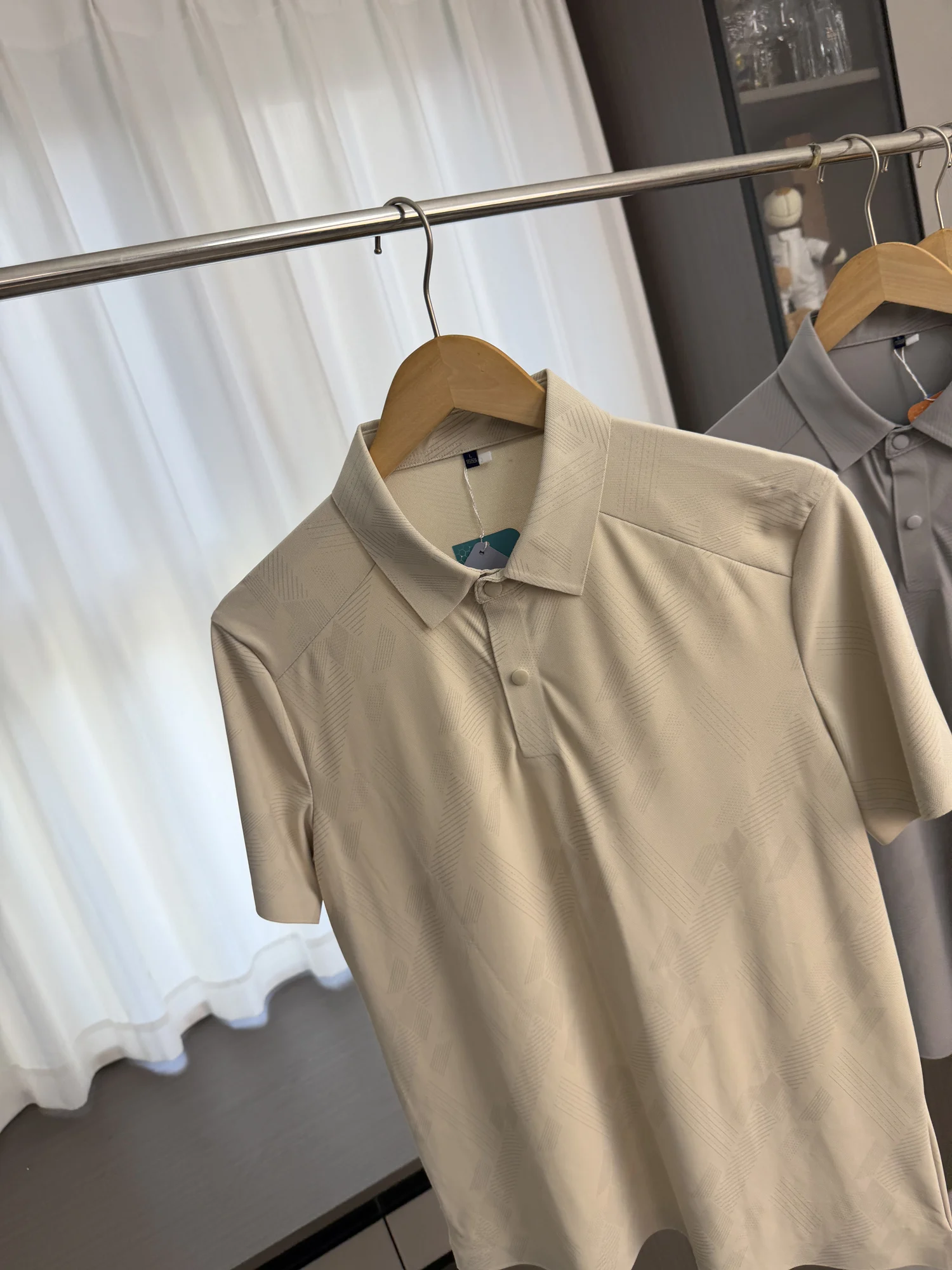 Ice Feeling Summer Men's Thin Elastic Seamless Glued Print Casual Short Sleeve  Shirt Breathable Standard Fit Other Material