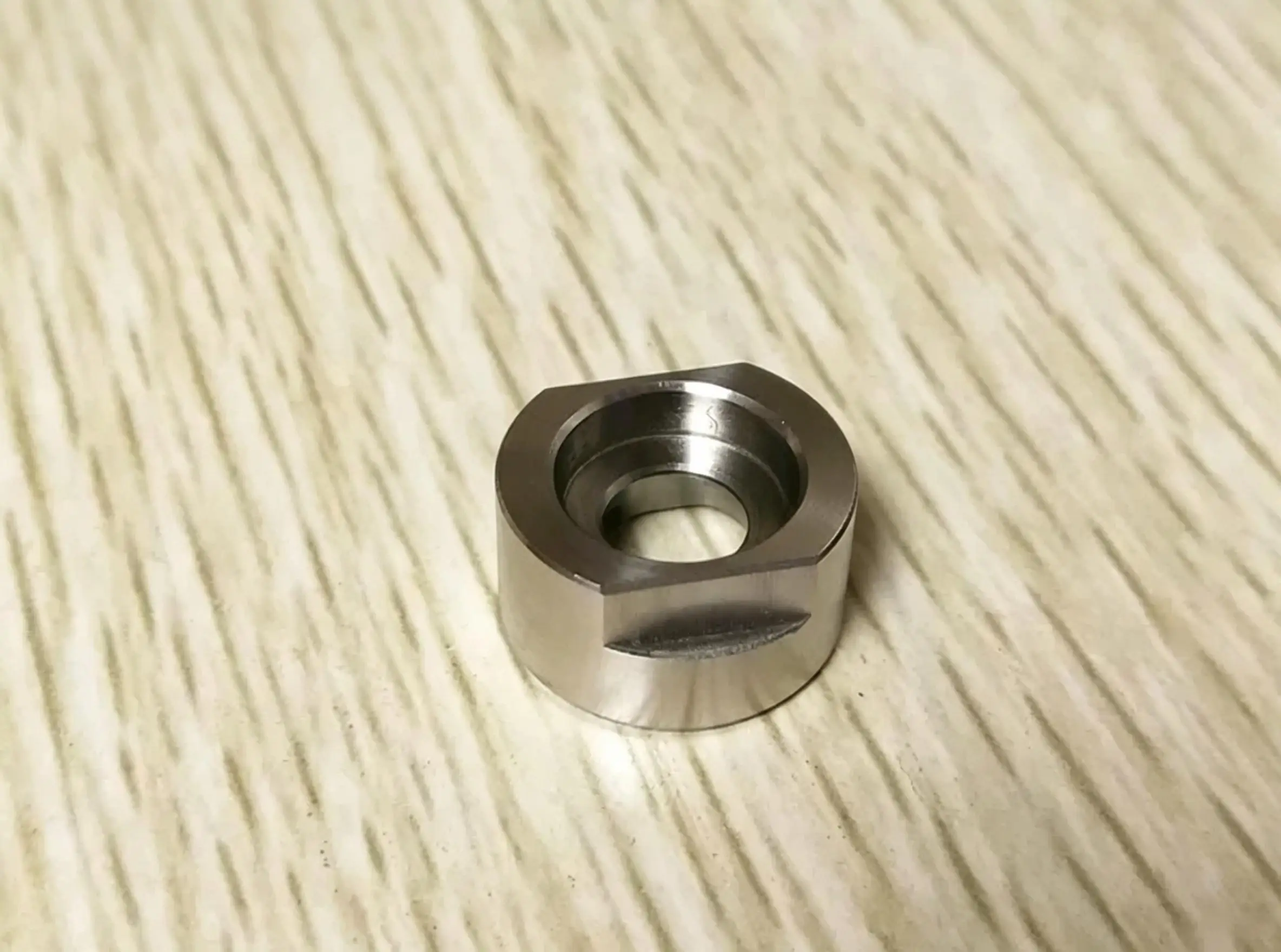 Nut 135014381,Fixed cover apply for Charmilles wire cut machine,lower speed wire cut EDM machine with high quality,135.014.381
