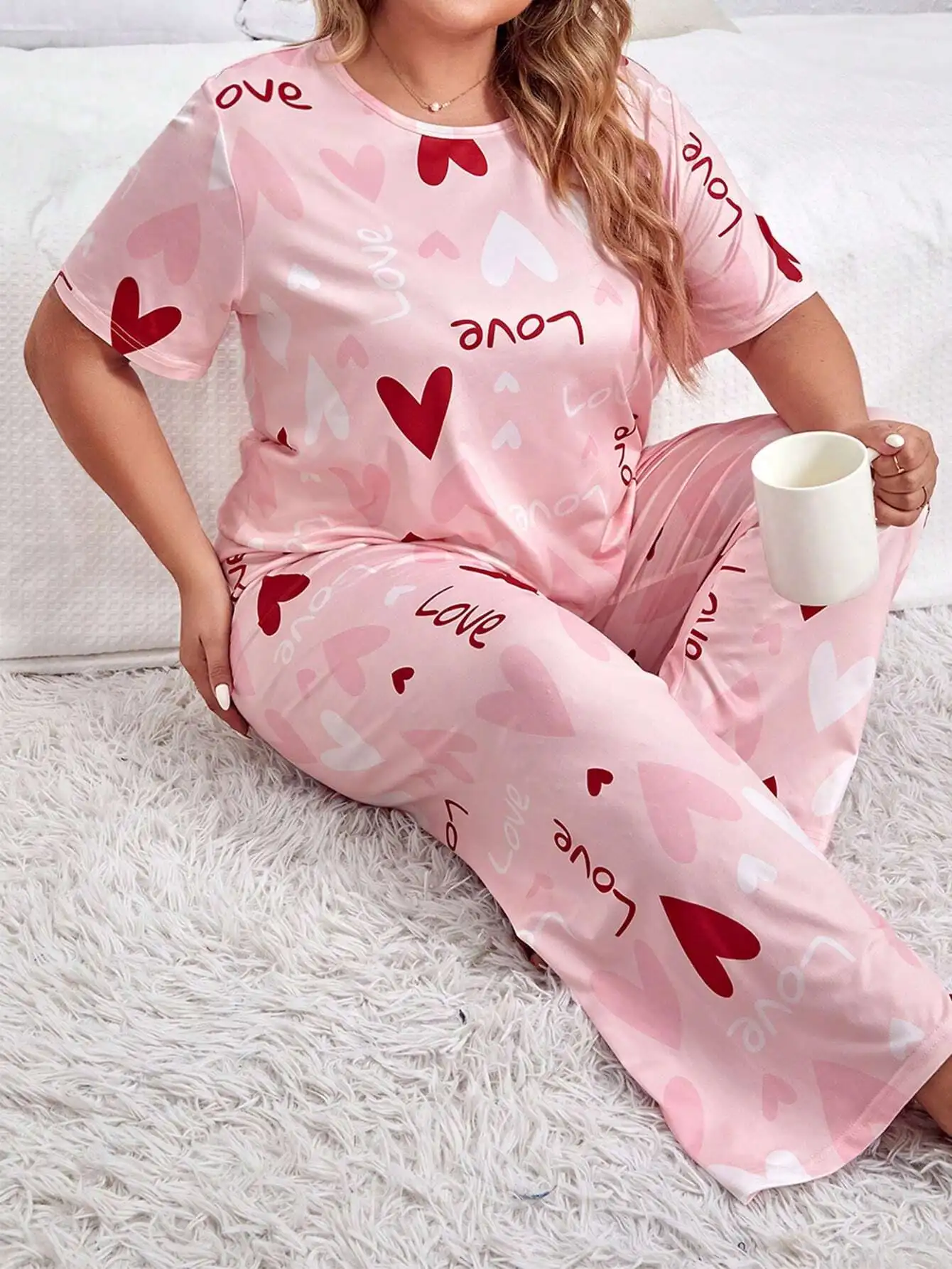 

Pink Heart & Love Letter Print Short Sleeve Pajama Set for Women