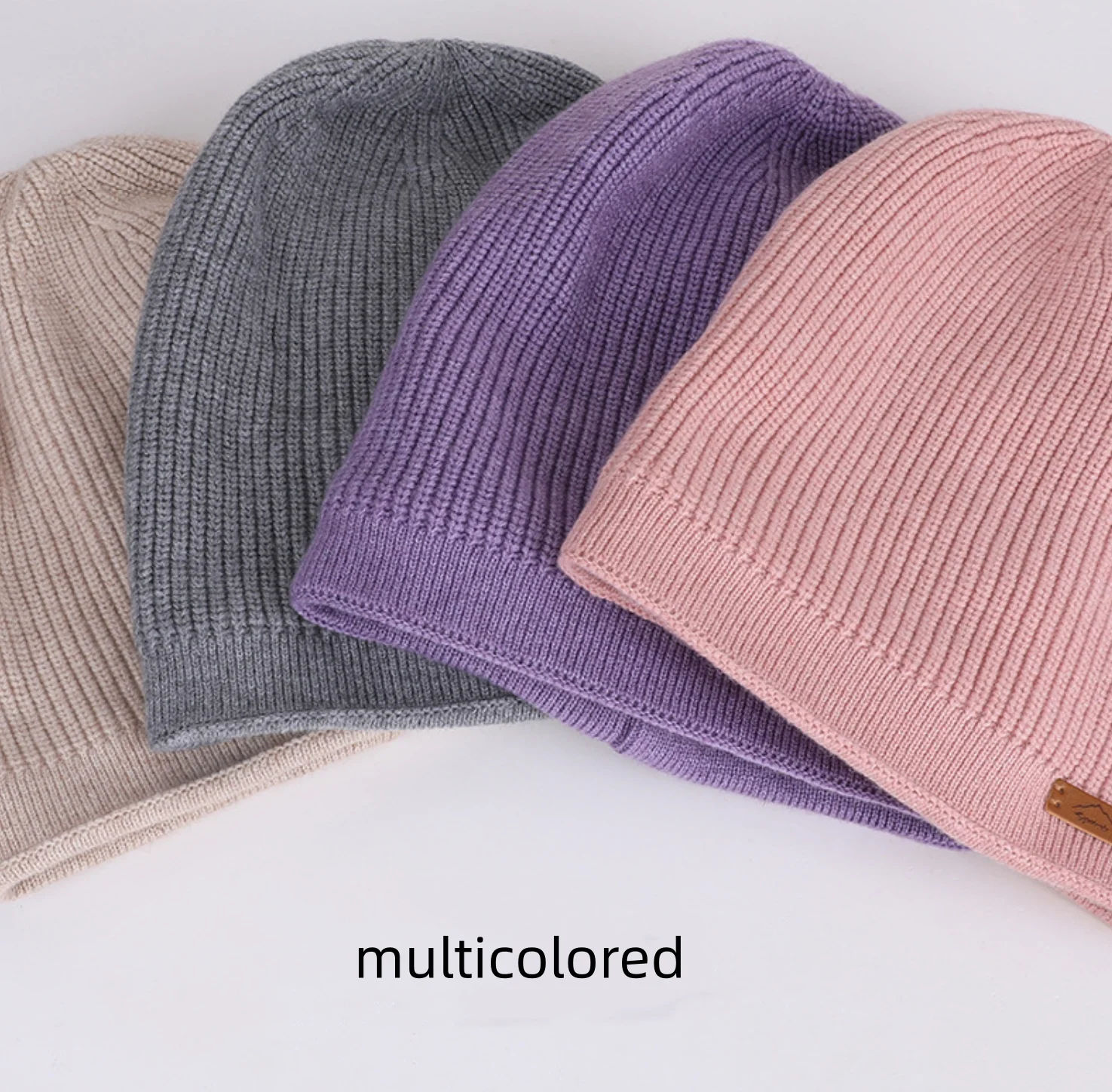 Loose-Fitting Drapey Women's Hat with Three-Dimensional Coarse Vertical Stripe Knit Design, Vintage Leather Label Decoration, Winter Outdoor Ear-Protecting Warm Winter Hat