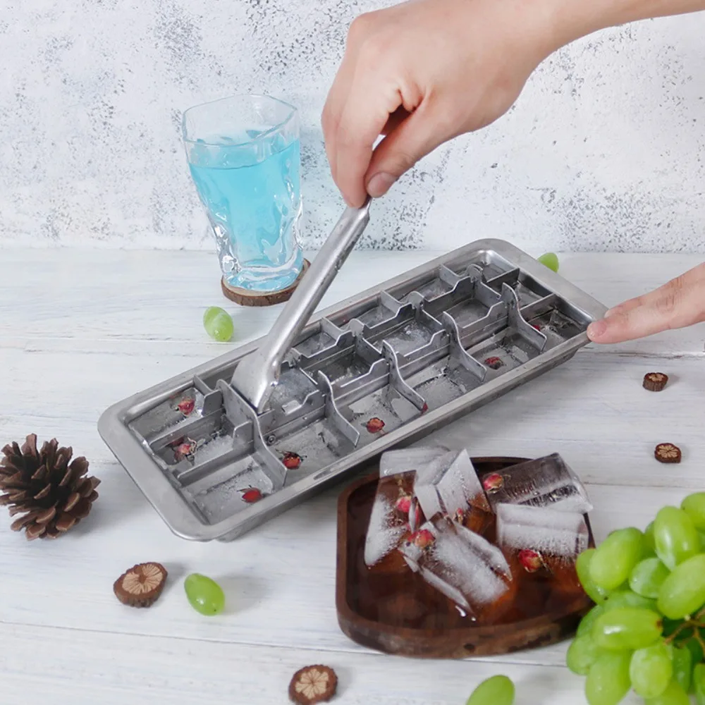 Practical Stainless Steel Ice Cube Tray 18 Slot Movable Partition Ice Cubes Mold Fast Freeze Rectangular Ice Cube Maker Summer