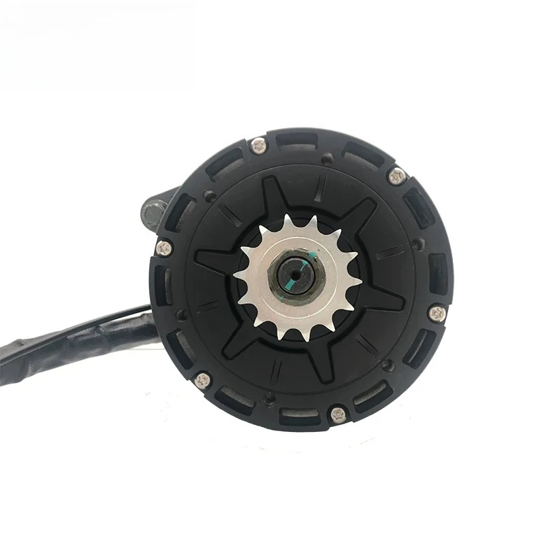 QS138 4KW 90H 72V peak 13KW Mid-Drive Motor with ND72680 Controller and DKD Display Speedometer