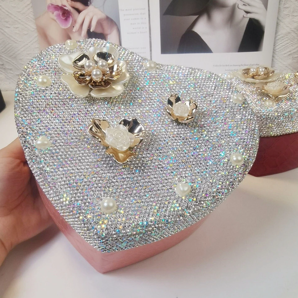 

Makeup Organizer Heart Shape Cosmetic Jewelry Packaging Box Leather Storage Containers with Rhinestones Flower Mirror for Girl