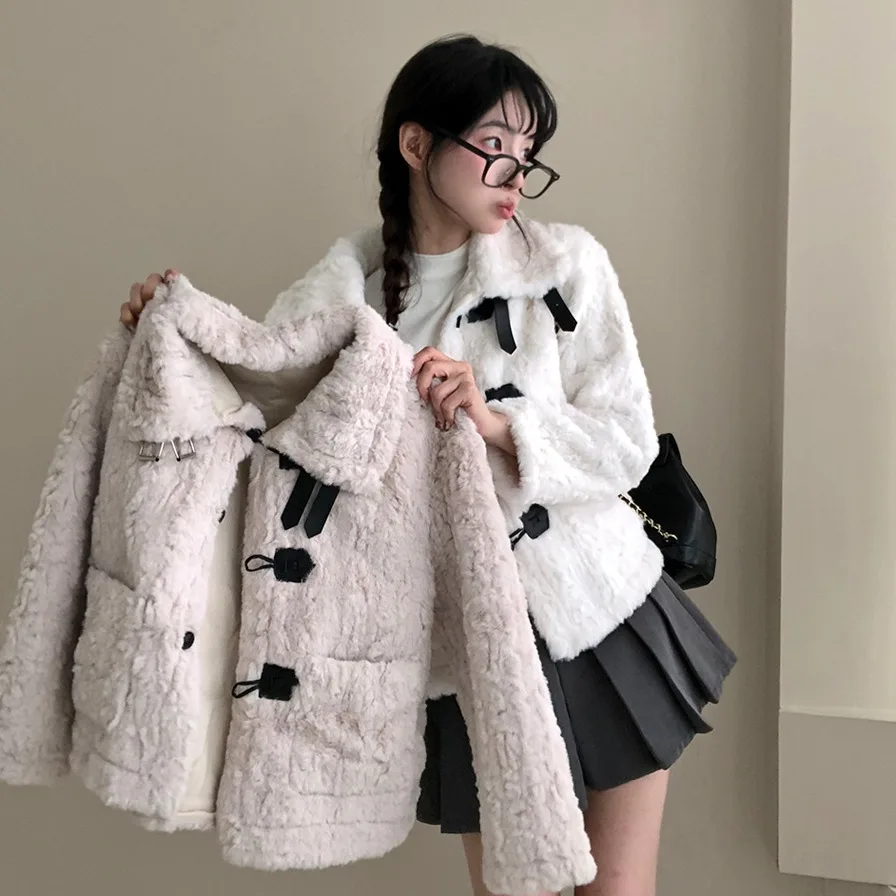 معطف نسائي أنيق ودافئ من فرو الخروف لفصلي الخريف والشتاء، بياقة عالية وألوان متباينة، تصميم عصري للتنقل اليومي بأكمام طويلة و... #5