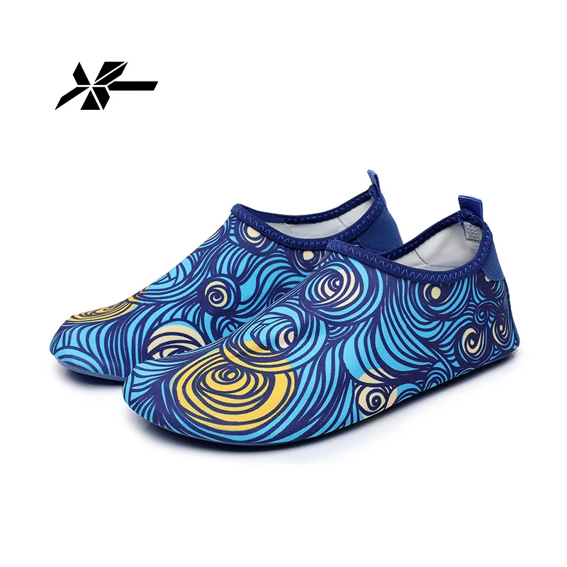 2026 New Beach Socks Shoes Breathable Quick-Dry Comfortable Soft Sole Water Shoes Men Women Yoga Shoes