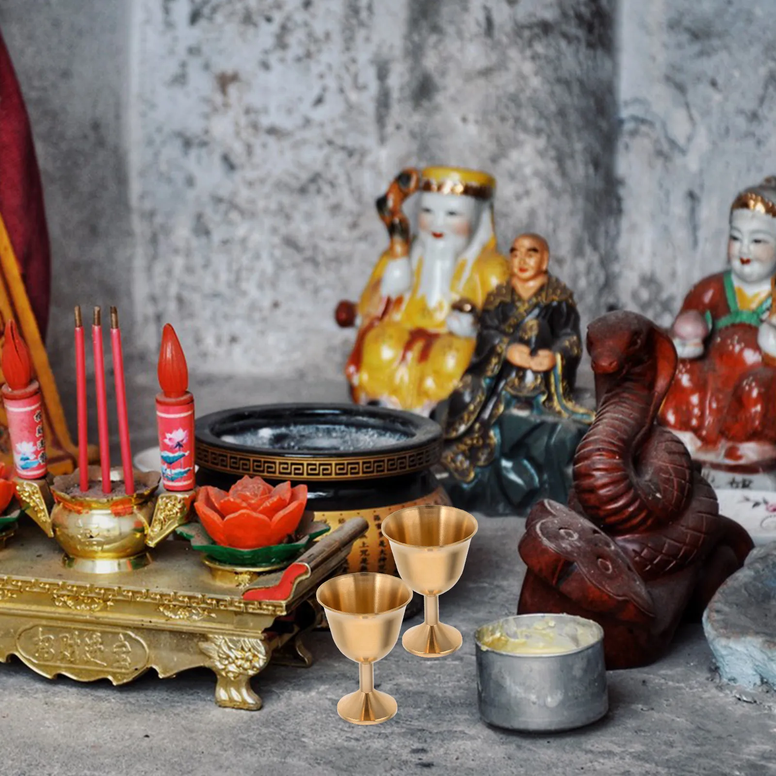 

2Pcs Brass Chalice Cup Vintage Wine Goblet Decorative Desktop Beverage Tumbler for Home Office Collection Brass Wine Goblet