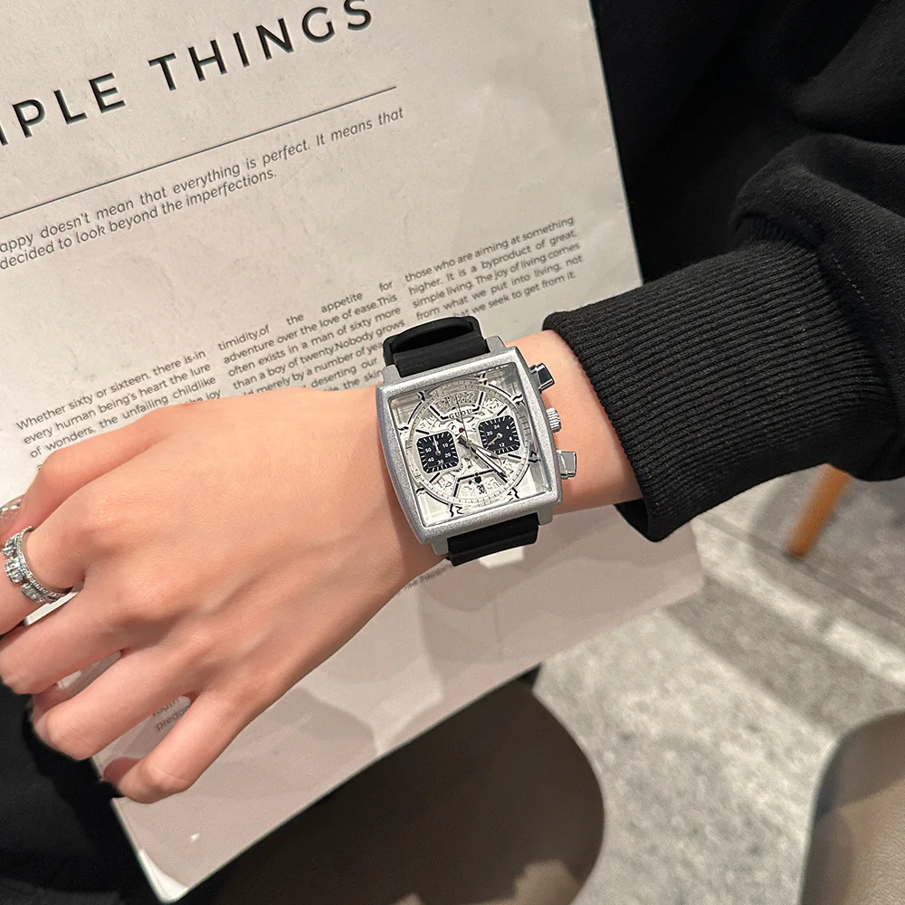 

New Stylish Square Quartz Wristwatch, Novel Silicone Watch, Couple'S Watch For Men And Women, High-End Selection Of Watches.