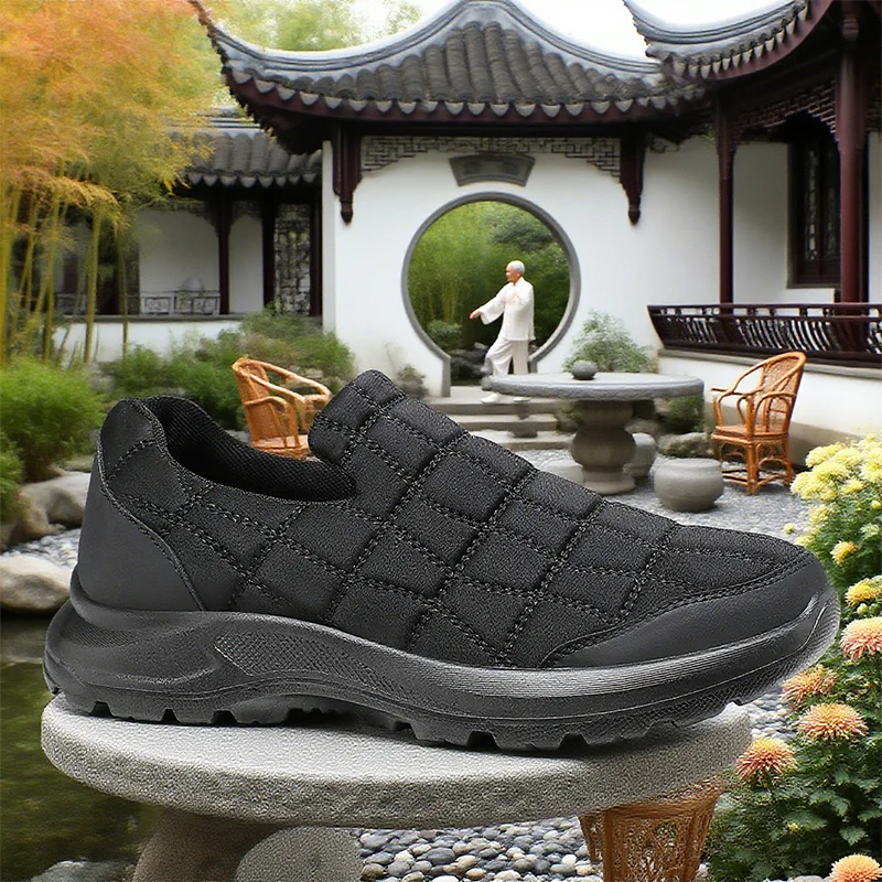 Men's Anti Slip Sports Shoe Design Thick Sole All Day Comfortable Walking Shoes Urban Style Commuting  Fast Running Shoes 2025