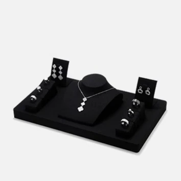 

High end jewelry display props, jade necklaces, rings, earrings, display racks, jewelry display racks