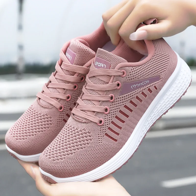 

Women's Summer New Style of Shoes Breathable Mesh Shoes for Outdoor Wear Versatile Soft Sole Non Tiring Sports Shoes