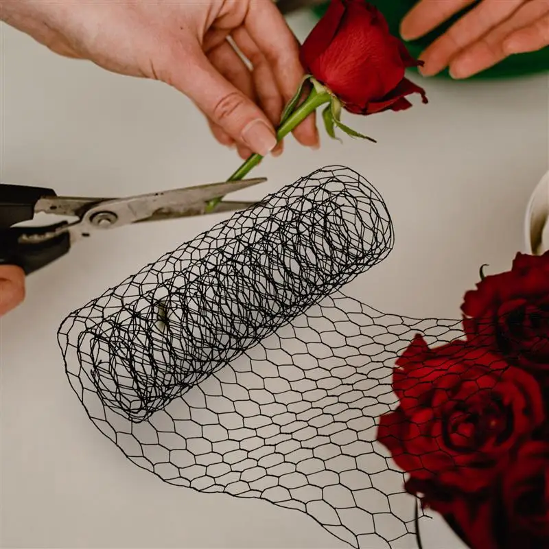 

1 Roll of Metal Chicken Wireting Protection Multipurpose Flower Arrangements Chicken Wire Chicken Wire Lightweight DIY Craft