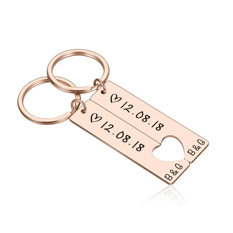 Fashionable Private Customized Love Carved Name Stainless Steel Couple Commemorative Jewelry With Two Keychains Couple Gift