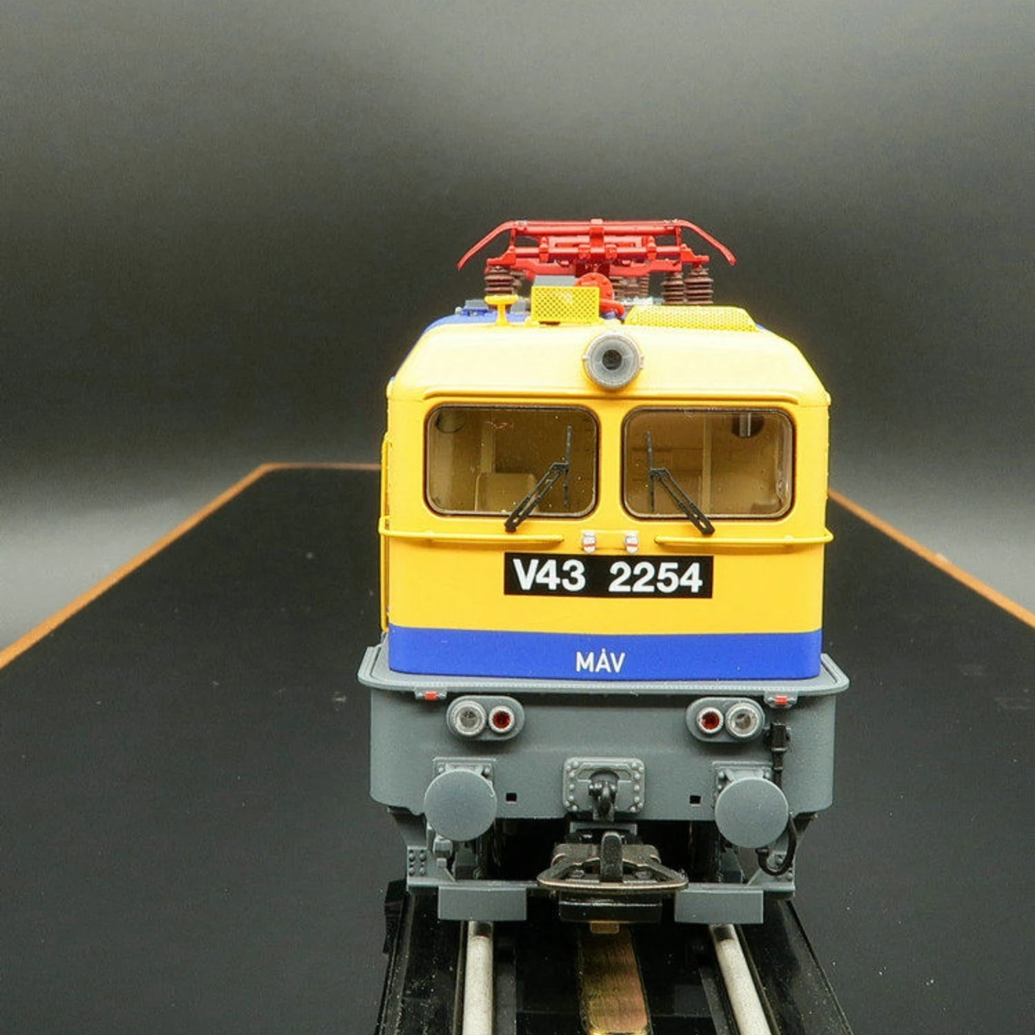 PIKO HO Type 1/87 Train Model V43 Electric Locomotive 51445 Digital Sound Effects Collectible Ornament Toy Train Boy Toy Gift