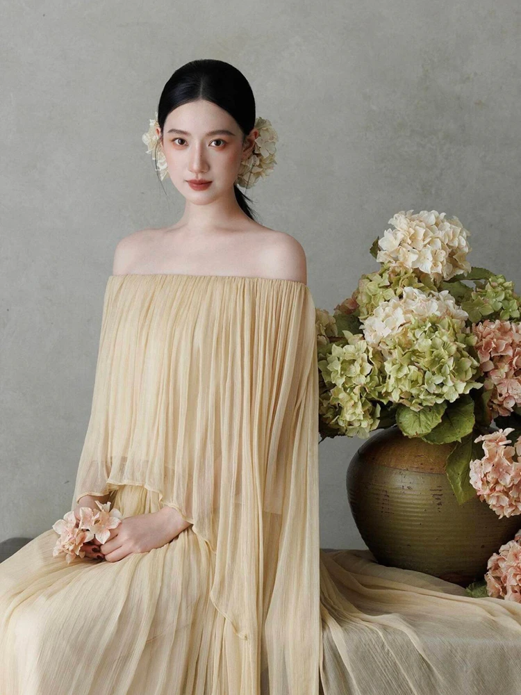 

2026 New Style Studio Spring Day New Chinese Oil Painting Atmosphere Cold Girl Photography Art Clothing Ethnic Stage Costume