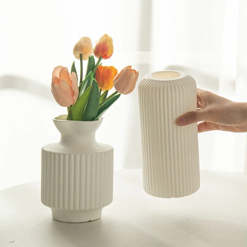 

1pc Plastic White Flower Vase Room Decoration Modern Simple Dry Vase Ornaments for Home Decor Plant Pot Dining Table Ornaments