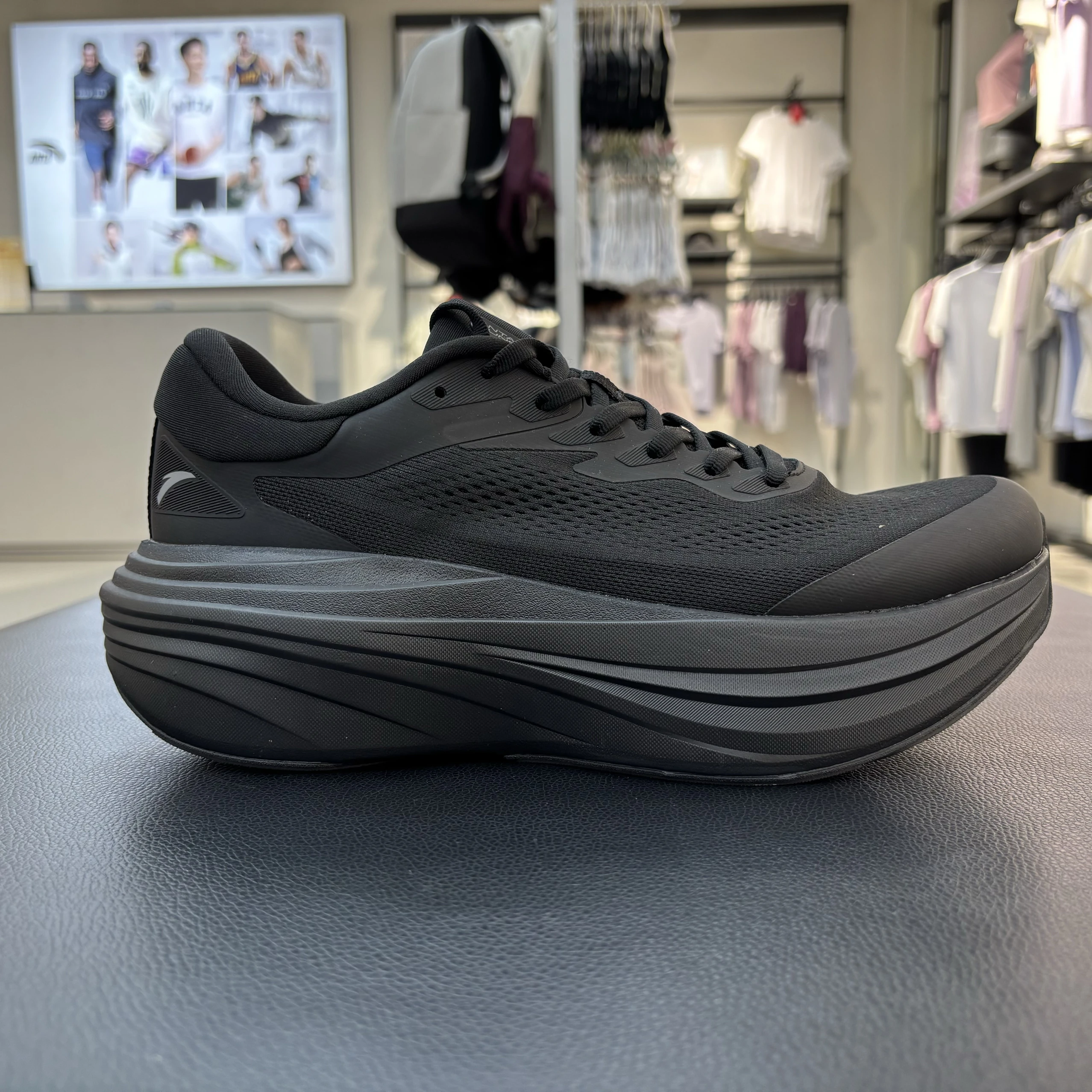 Zapatillas de Running para Hombre , Modelo Otoño 2025, Amortiguación Suave, Absorción de Impactos, para Running Lento, De...