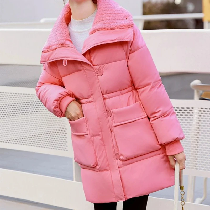 Casacos acolchoados acolchoados para mulheres jaquetas de algodão grosso de comprimento médio oferta barata elegante frio 2025 tendência luxo quente parkas mulher