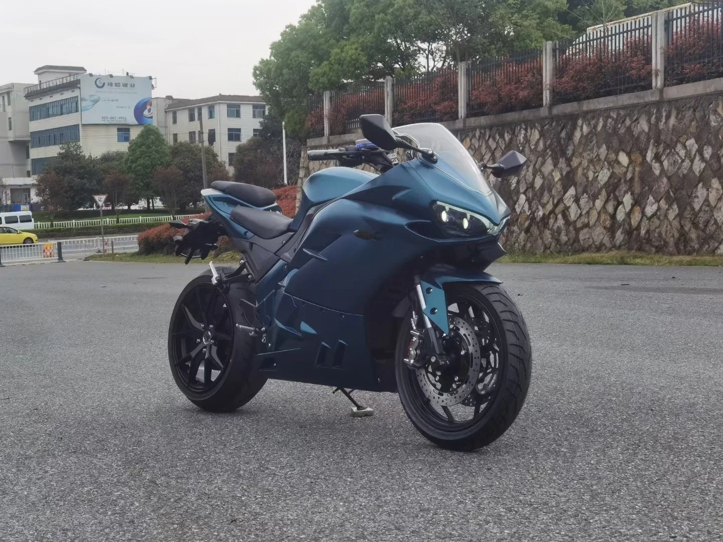 STLF أحدث بطارية ليثيوم للطاقة الجديدة عالية السرعة الأكثر مبيعًا دراجة نارية كهربائية عالية الطاقة 8000w72 مركبة كهربائية للطرق الوعرة